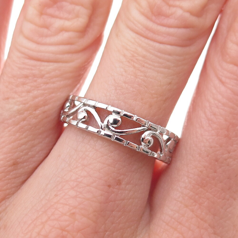 925 Sterling Silver Vintage Floral Scroll Ring Size 8.25